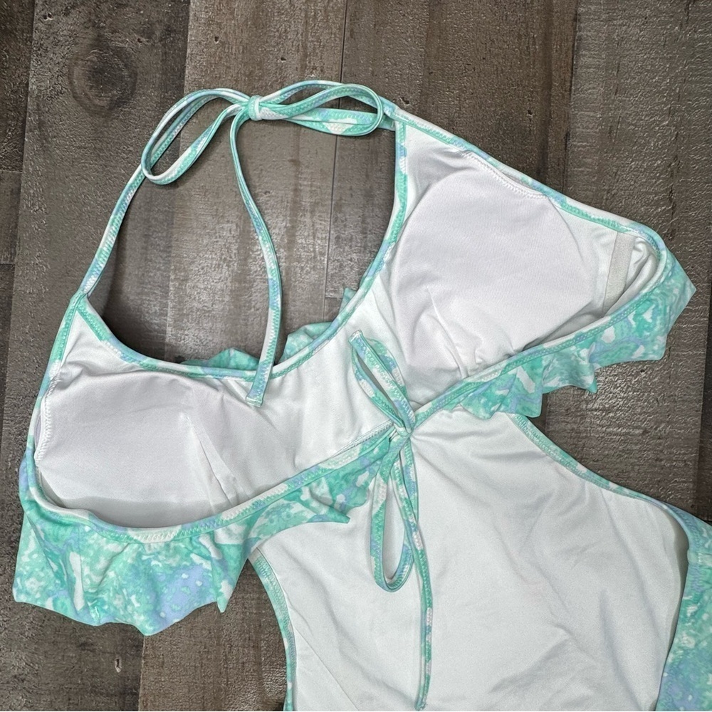 Victoria's Secret One Piece with Plunging V-Neckline and - Picture 8 of 12